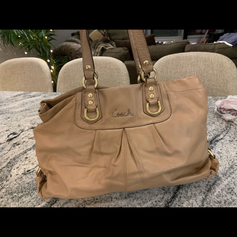 Coach Tote Purse- Tan Leather